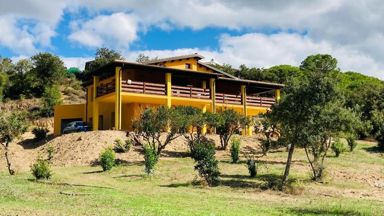 Alojamento de Acomodação e Pequeno-almoço Coru & Bentu Acomodação com café da manhã Fluminimaggiore
